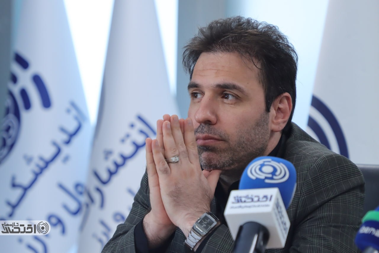 بانک مرکزی ثبات بازار ارز را در آزمون ۱۲ روزه تامین کرد بانک مرکزی ثبات بازار ارز را در آزمون ۱۲ روزه تامین کرد