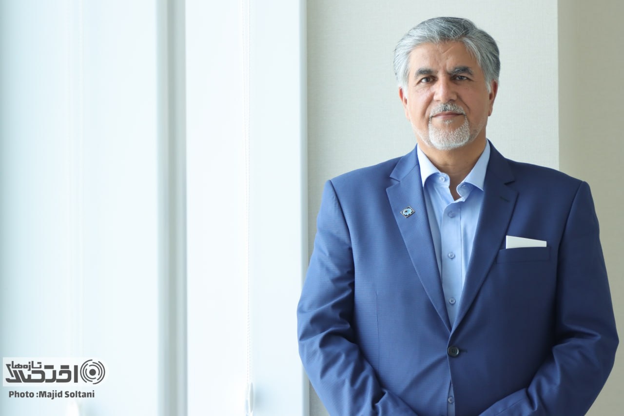 بانک مرکزی فشارهای روانی بر بازار ارز را کنترل کرد بانک مرکزی فشارهای روانی بر بازار ارز را کنترل کرد