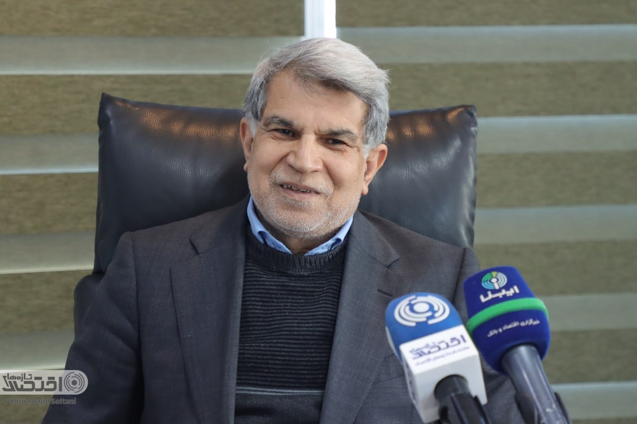 راهاندازی بازار ارز تجاری اقدام مثبتی است راهاندازی بازار ارز تجاری اقدام مثبتی است