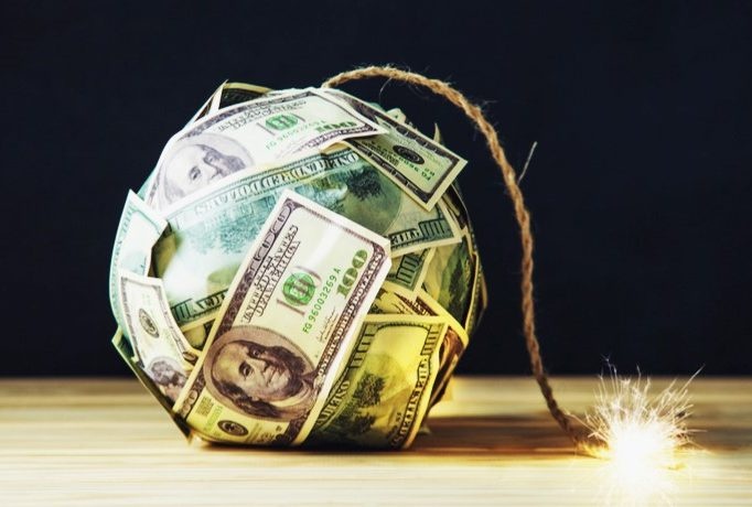 چرا مقایسه وضعیت فعلی نقدینگی با سال ۹۶ اشتباه است؟ چرا مقایسه وضعیت فعلی نقدینگی با سال ۹۶ اشتباه است؟