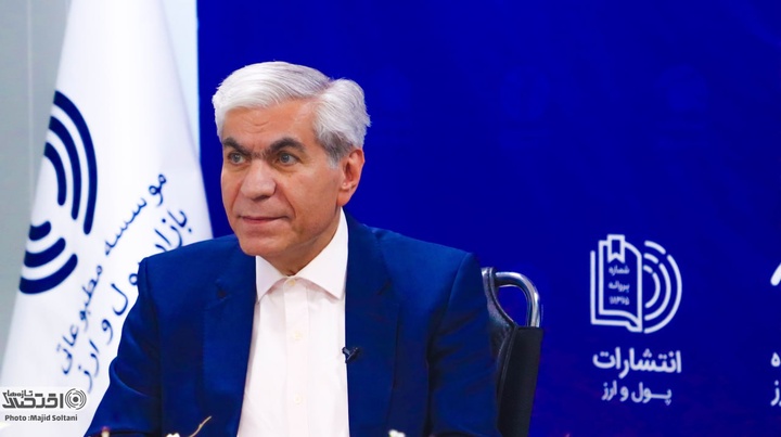 بازدید روسای کل اسبق بانک مرکزی از موسسه مطبوعاتی بازار پول و ارز