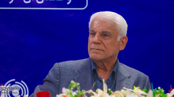 بازدید روسای کل اسبق بانک مرکزی از موسسه مطبوعاتی بازار پول و ارز