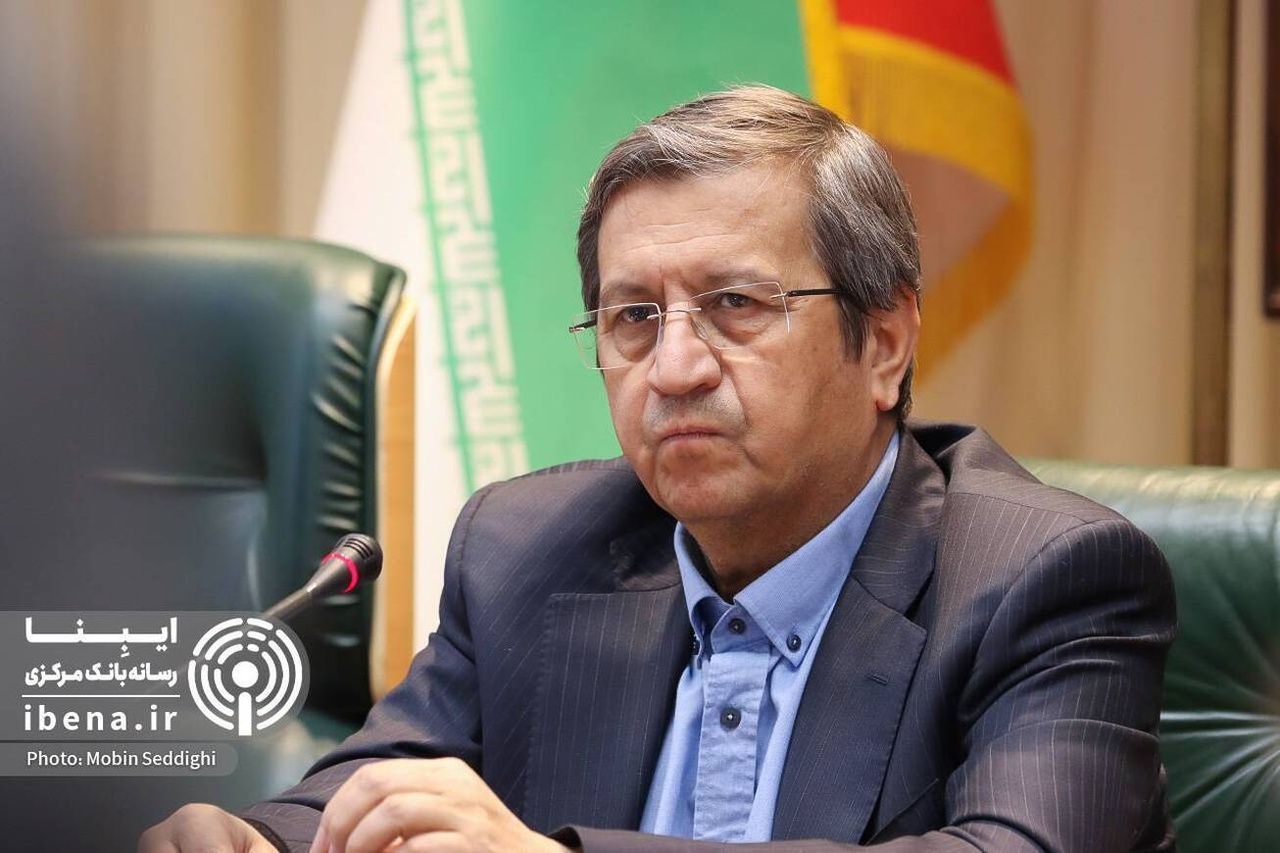 حمله به رئیس کل بانک مرکزی از کجا سازماندهی می‌شود؟