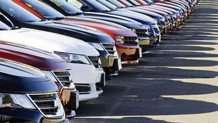 ترخیص خودرو از گمرک بازرگان مجاز شد