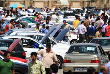 قیمت روز خودرو در بازار
